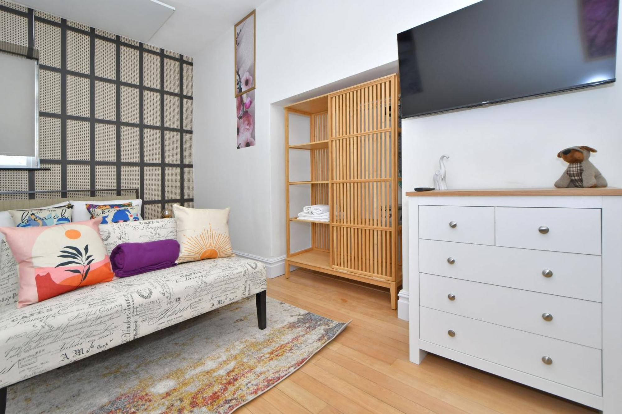 One Battison - Affordable Rooms, Suites & Studios In Stoke On Trent מראה חיצוני תמונה